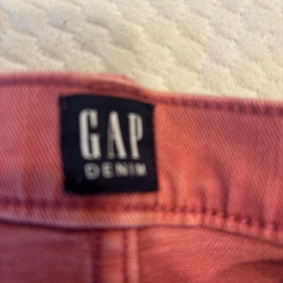 Red Gap Skinny Jeans - Picture 2 of 4